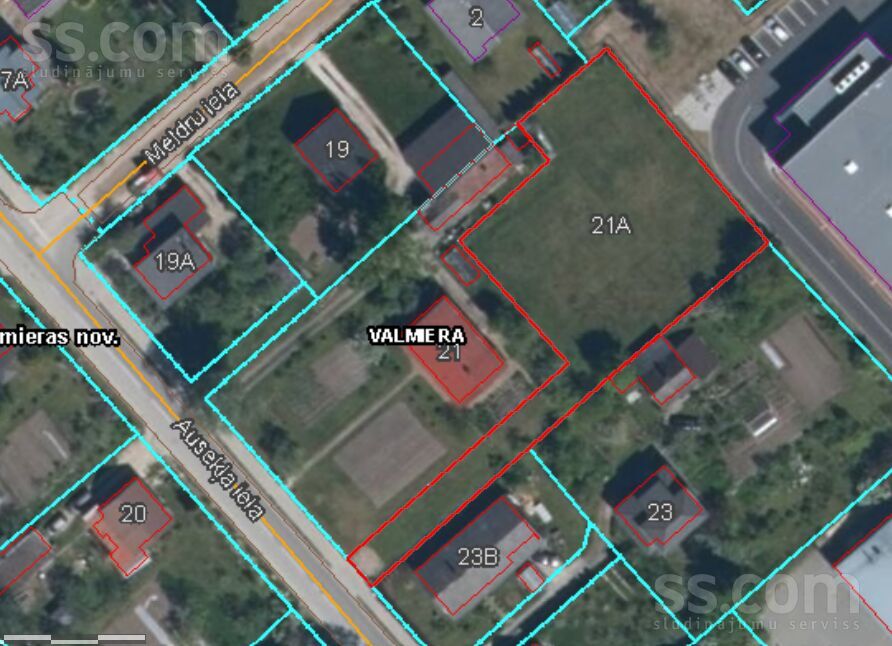 Ausekļa 21a, Valmiera un raj., Valmiera — zeme