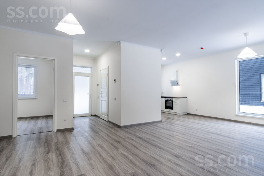 Elizabetes 24, Spilve, Rīgas rajons, Babītes pag. — maja