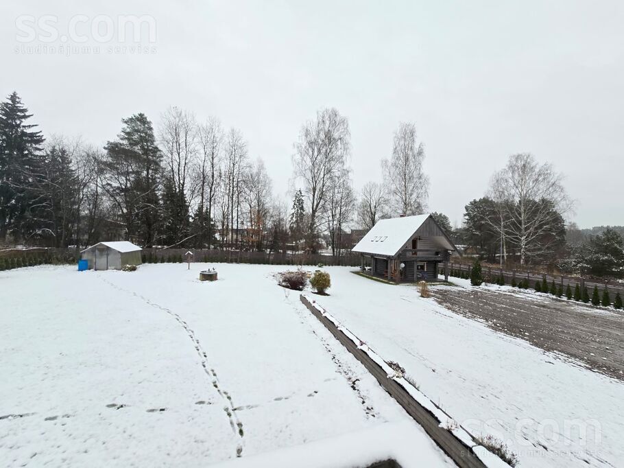 Mākslinieku 9, Valmiera un raj., Valmiera — maja