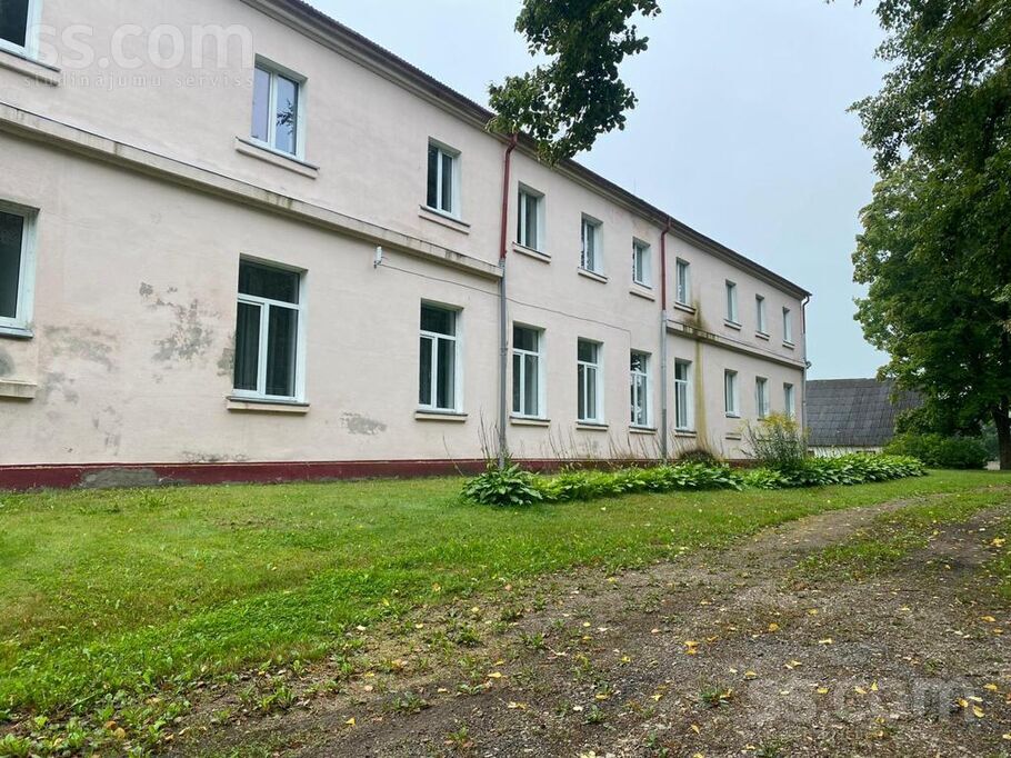 Ezersala 1, Ezersala, Ludza un raj., Zvirgzdenes pag. — maja