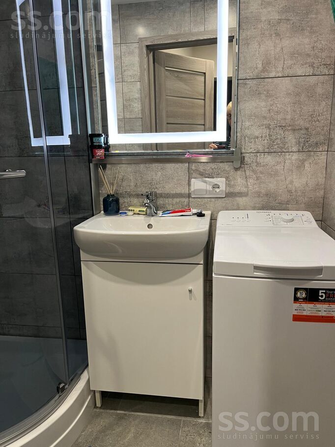 Zaļenieku 22, Rīga — dzivoklis