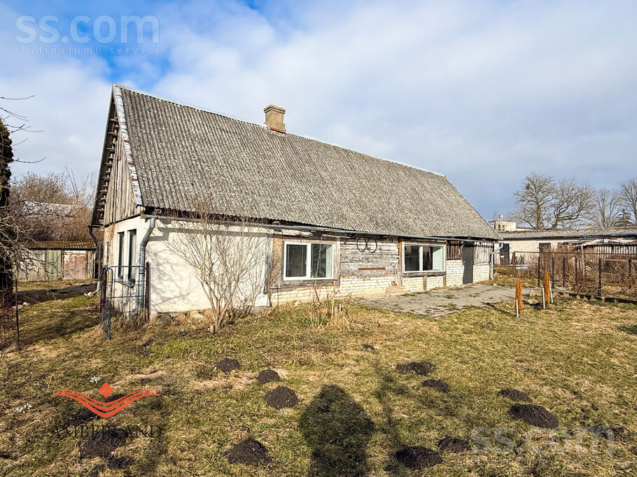 Raiņa 22, Liepāja un raj., Durbe — maja