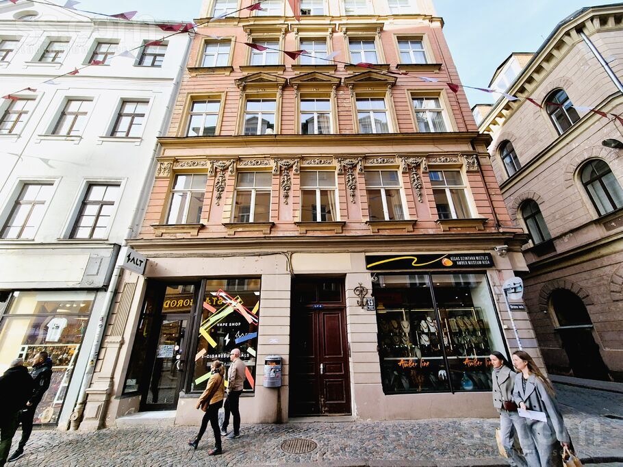 Aspazijas bulv. 30, Rīga — dzivoklis