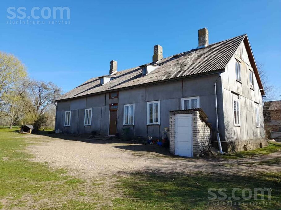 Brīvības iela 51, Liepāja un raj., Priekule — maja