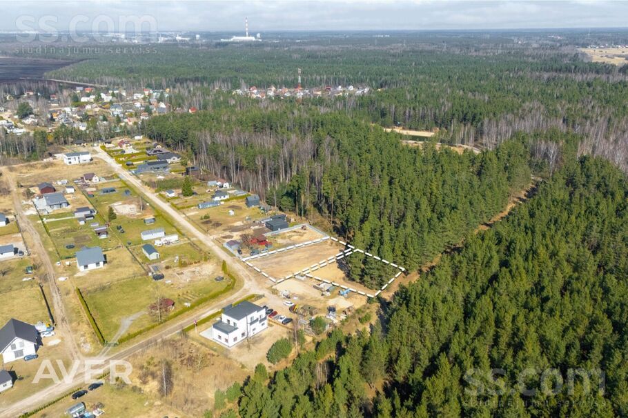 Diānas iela 2/4, Mežezeri, Rīgas rajons, Salaspils l. t. — zeme