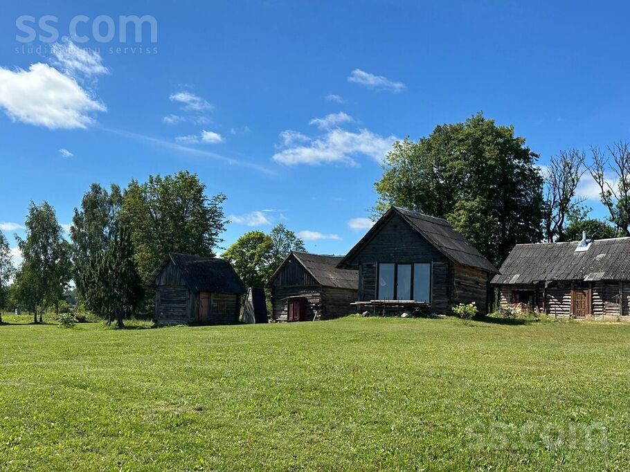 Biržkalna ezers, Kapiņi, Preiļi un raj., Aglonas pag. — zeme