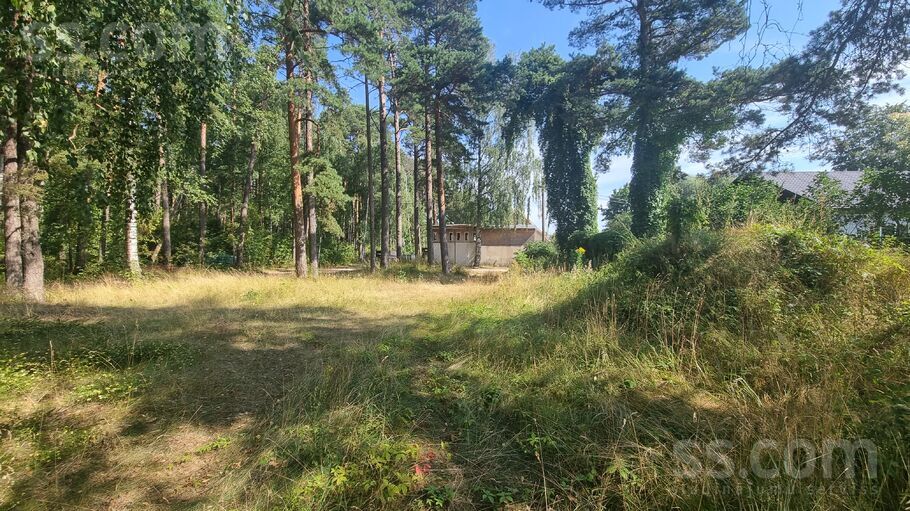 Matrožu 10, Jūrmala — zeme