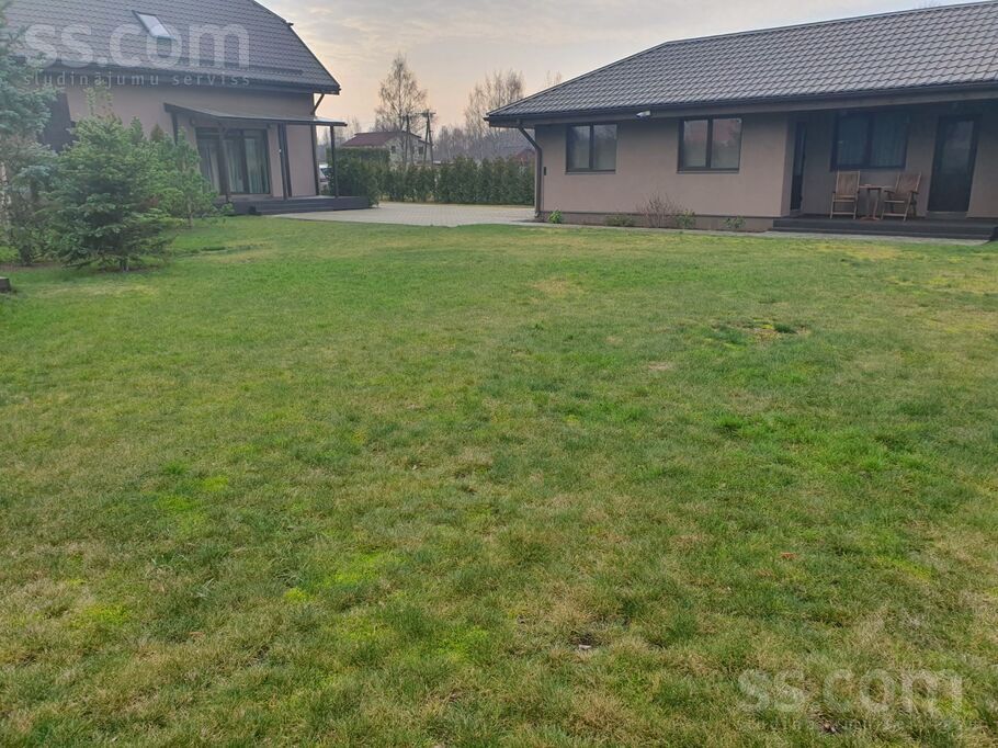 Trīsciema 5. līnija 4, Rīga — maja