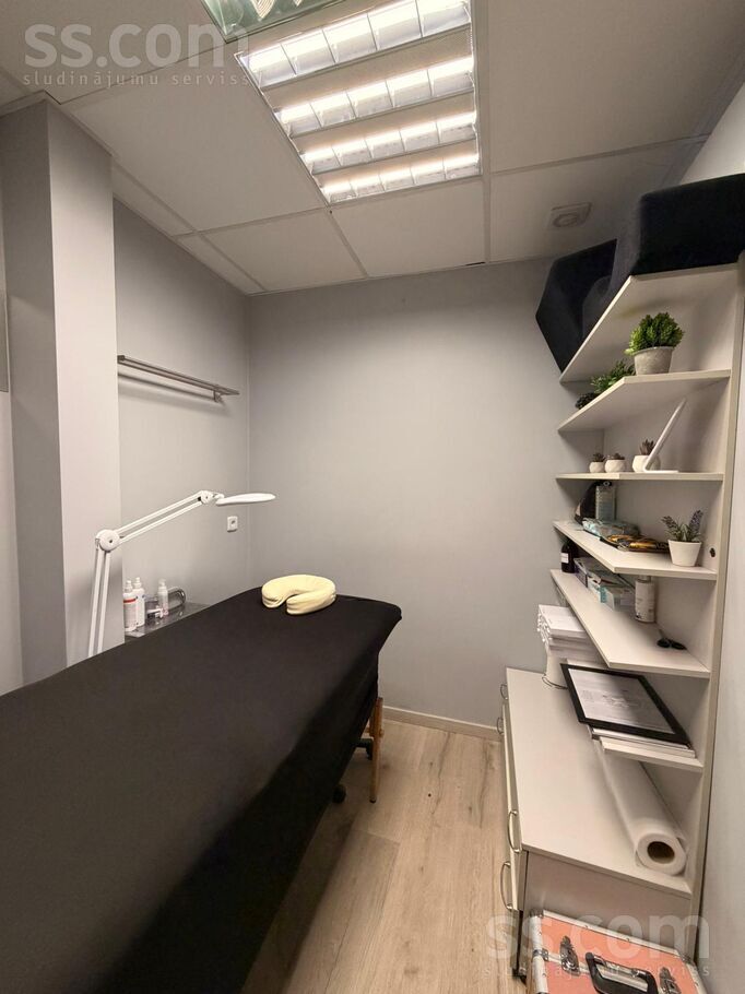 Brīvības gatve 386, Rīga, Jugla — telpa