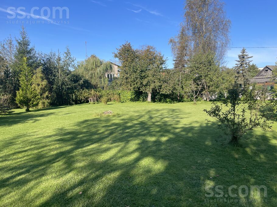 Ausekļa 22, Ogre un raj., Lielvārde — maja