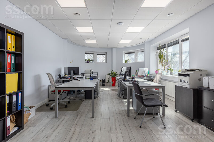 Sadovņikova 21, Rīga — birojs