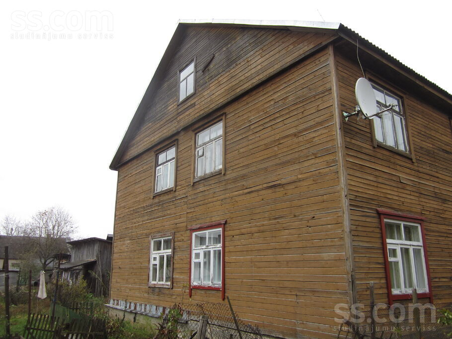 Zaļā 18, Preiļi un raj., Preiļi — dzivoklis