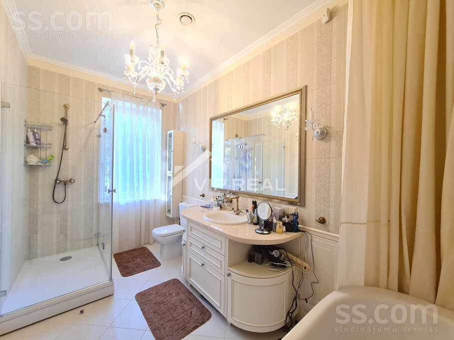 Madonas, Jūrmala — maja