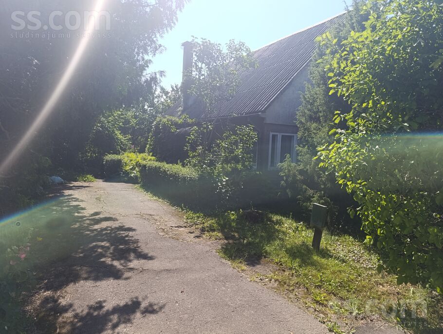 Pils iela 30, Mežotne, Bauska un raj., Mežotnes pag. — maja