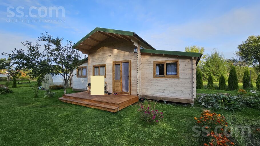 Mežvidi 36, Jelgava un raj., Jelgava — maja