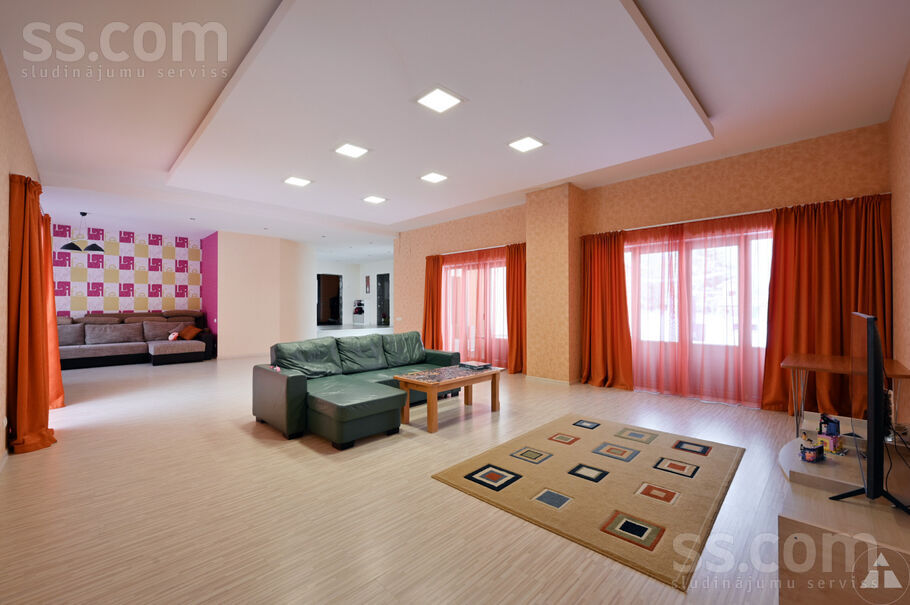 Saulpādes, Turkalne, Ogre un raj., Ikšķiles l. t. — maja