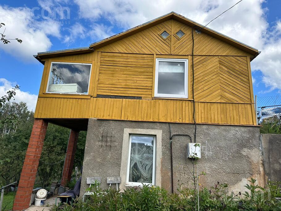 Ķiršu 304, Rēzekne un raj., Rēzekne — maja