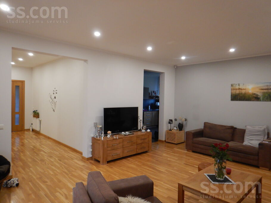 Lūku iela 3, Mārupe, Rīgas rajons, Mārupes pag. — maja