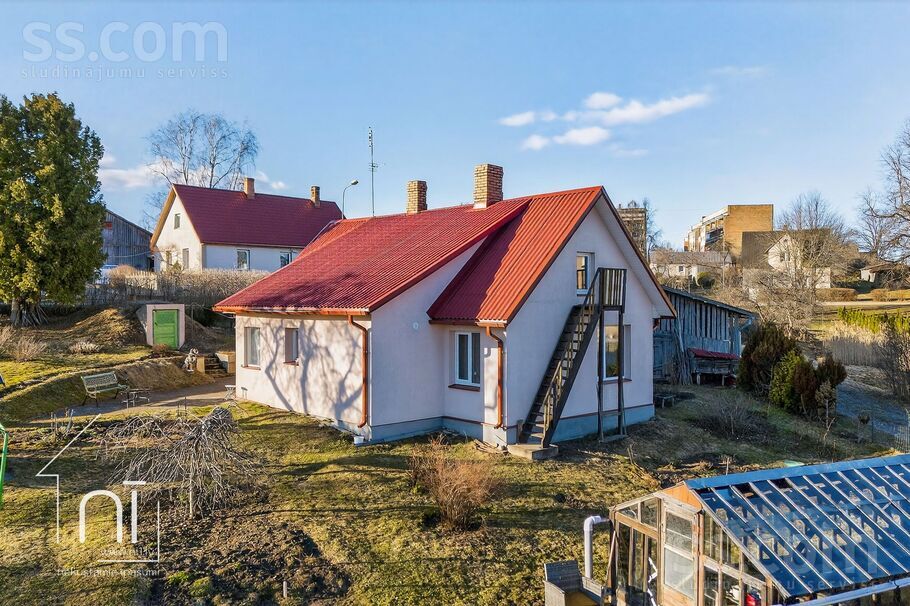 Augusta iela 5, Alūksne un raj., Alūksne — maja