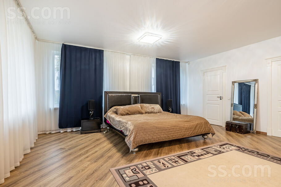 Basu, Rīga — maja