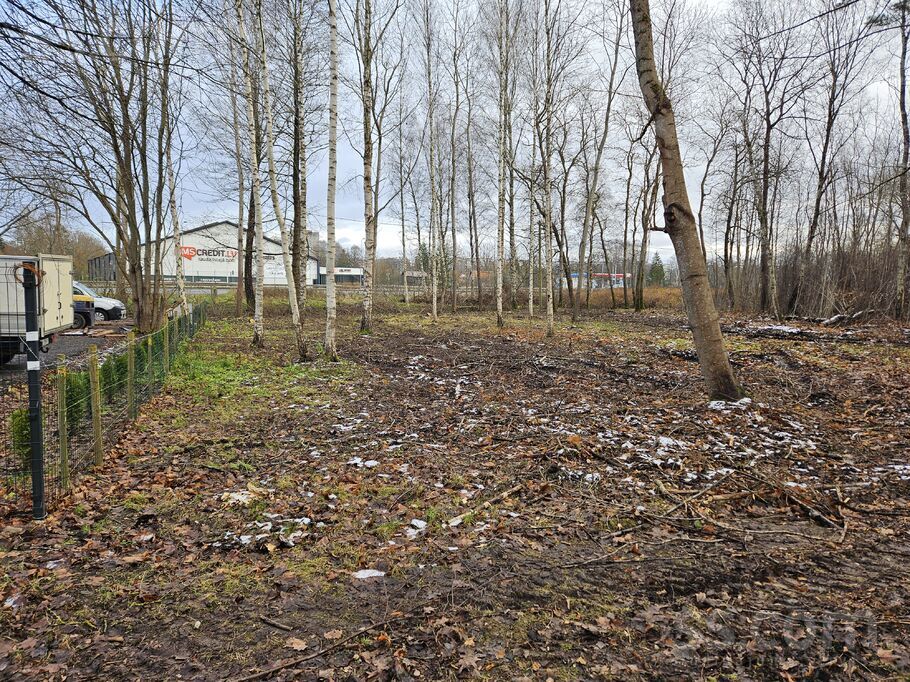 Ulmaņa g. bn, Rīga — zeme