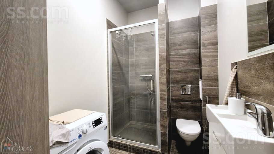 Šķūņu 13, Rīga — dzivoklis