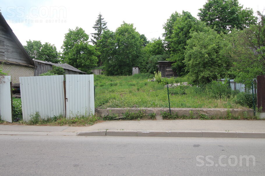 Talāvijas 56, Ludza un raj., Ludza — zeme