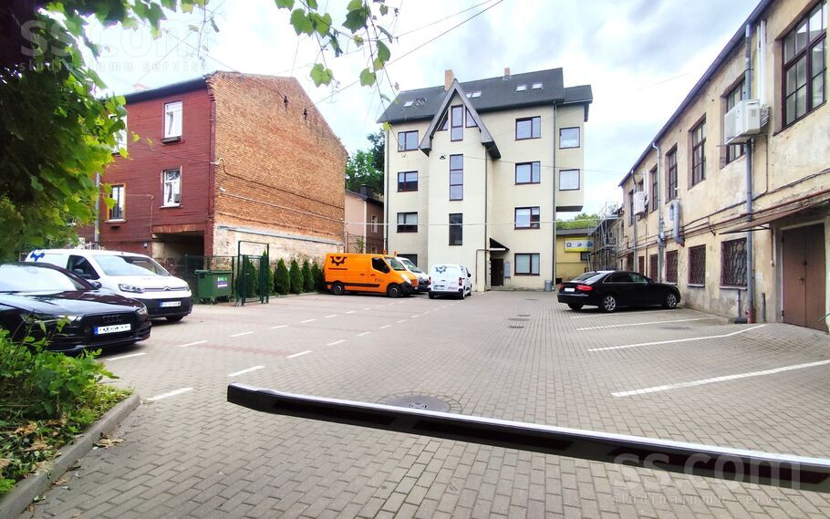 Krāsotāju 6, Rīga — maja