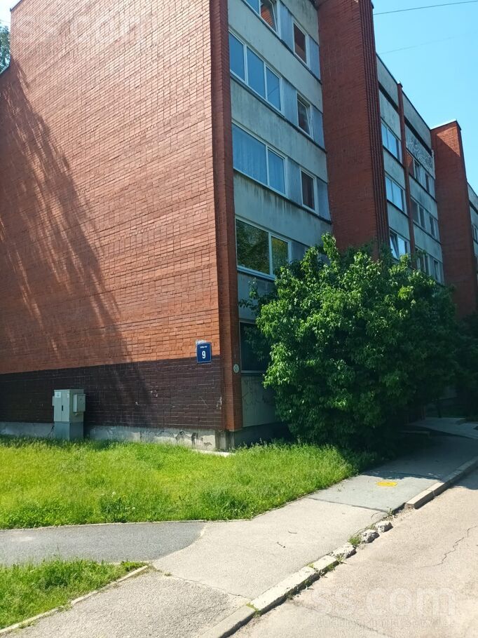 Zeltiņu 9, Rīga — dzivoklis