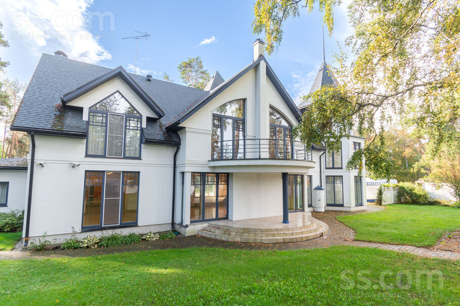 Parka iela 2, Jūrmala — maja