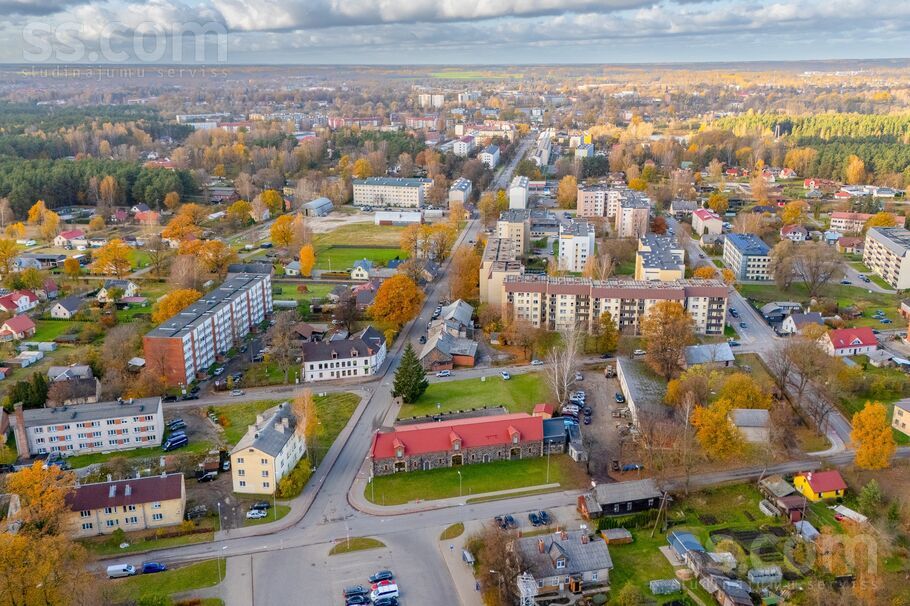 Stacijas iela 46, Valmiera un raj., Valmiera — zeme