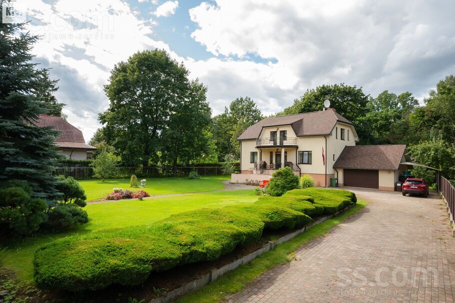 Planīcas, Rīga — maja