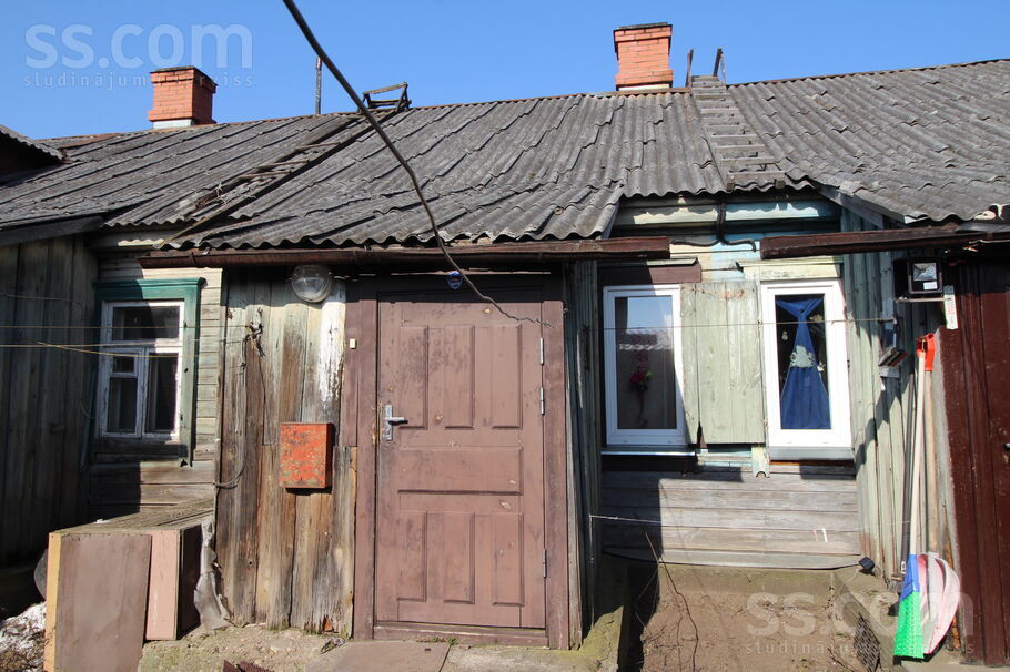 Valmieras 70, Daugavpils un raj., Daugavpils — dzivoklis