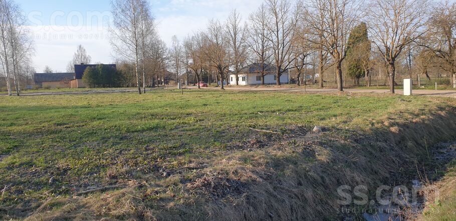 2.līnija 12j, Jelgava un raj., Jelgava — zeme