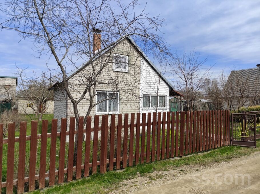 Astotā 29, Šķēde, Liepāja un raj., Medzes pag. — maja