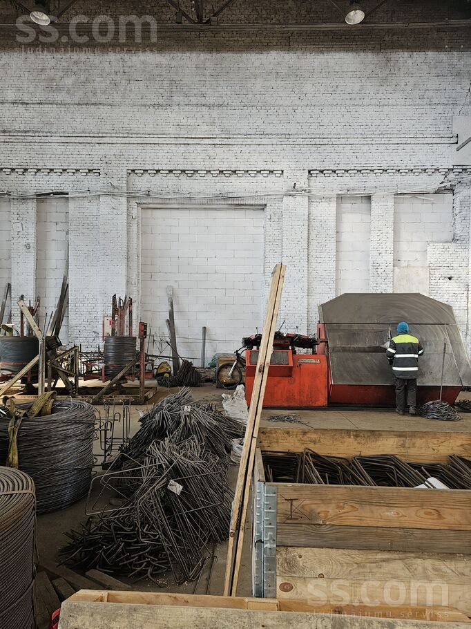 Zemgala gatve, Rīga, Teika — telpa