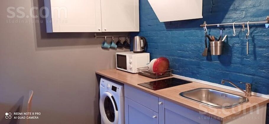 Vaļņu 41, Rīga — maja