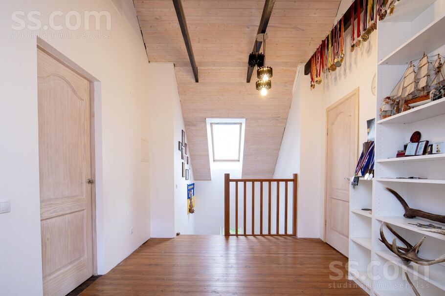 Vecpēteri, Rīgas rajons, Sigulda — maja