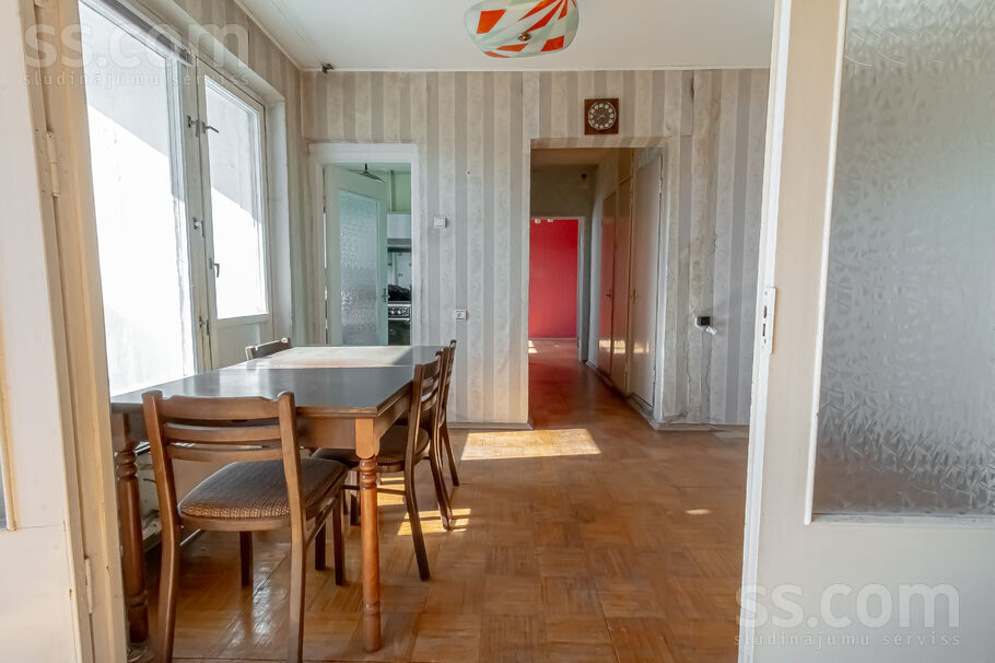 Ozolciema 18, Rīga — dzivoklis