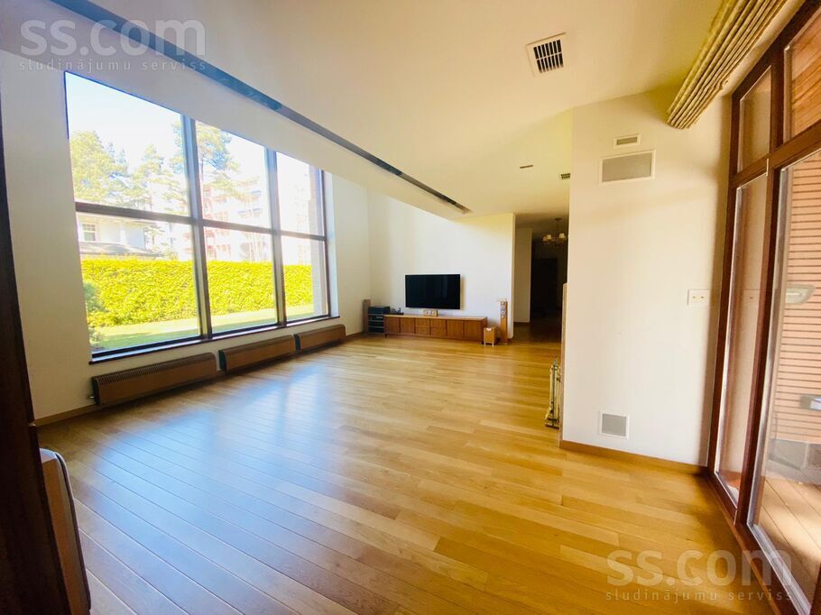 29 linia 1, Jūrmala — maja