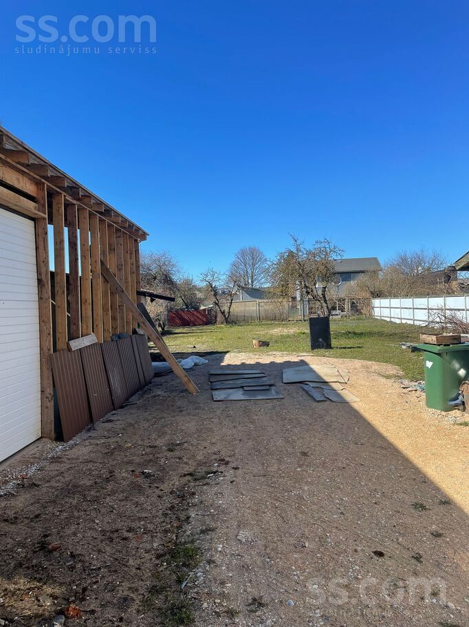 Puķu 22, Ventspils un raj., Ventspils — maja