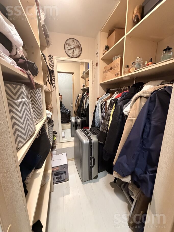 32 32, Jelgava un raj., Jelgava — dzivoklis