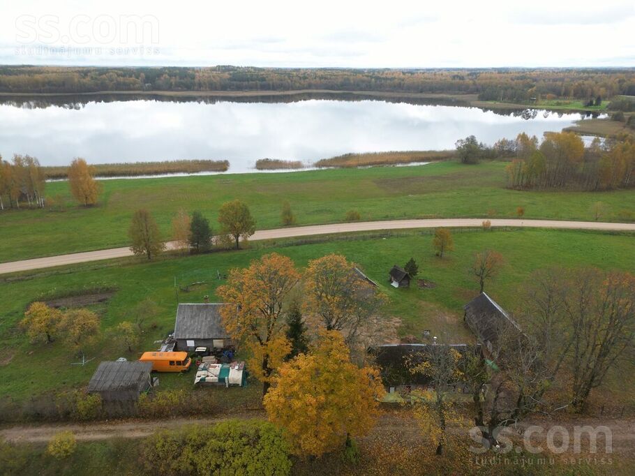 Biržkalna ezers, Kapiņi, Preiļi un raj., Aglonas pag. — zeme
