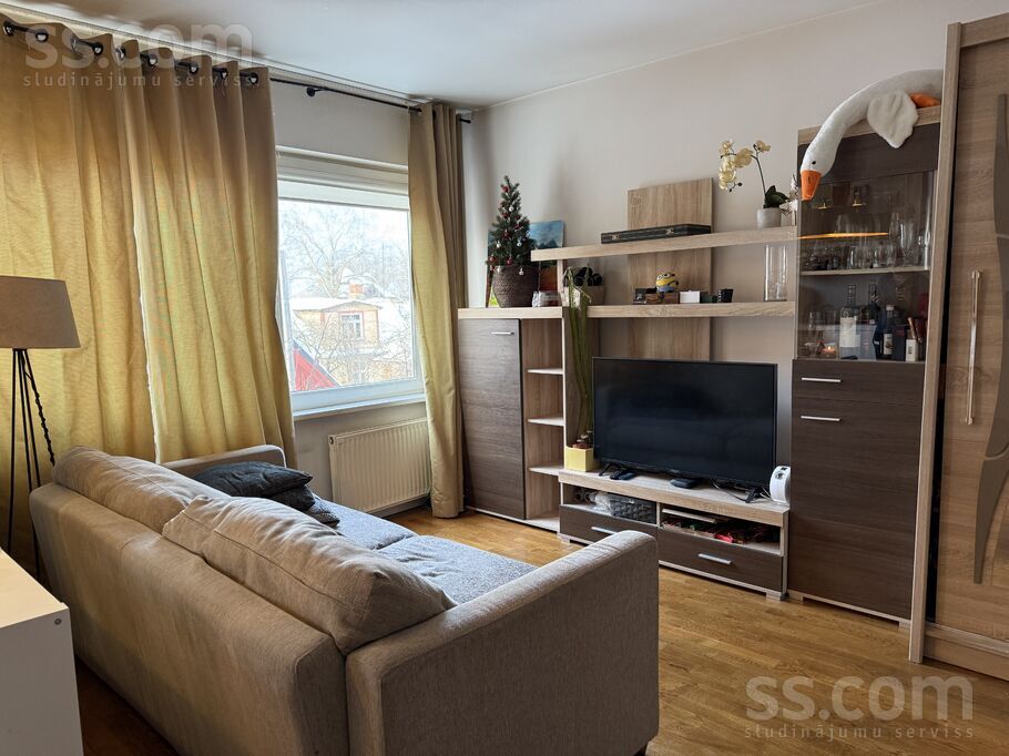 Jāna Pliekšāna 90, Jūrmala — dzivoklis