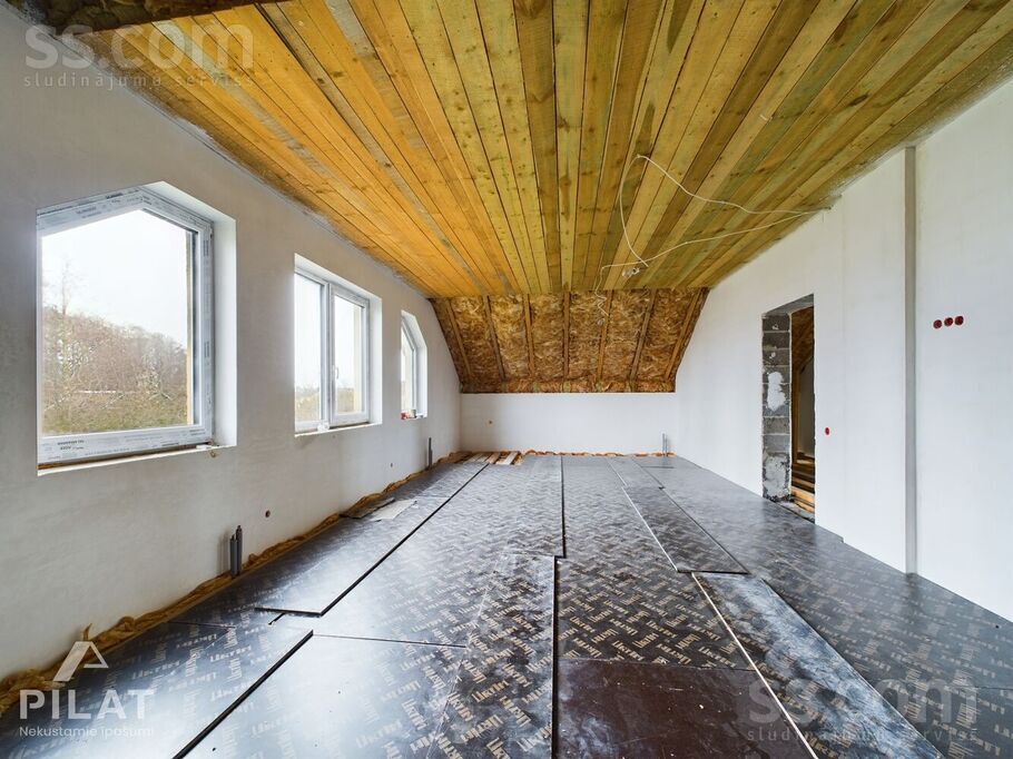 Šķēde 1-17-46, Šķēde, Liepāja un raj., Medzes pag. — maja