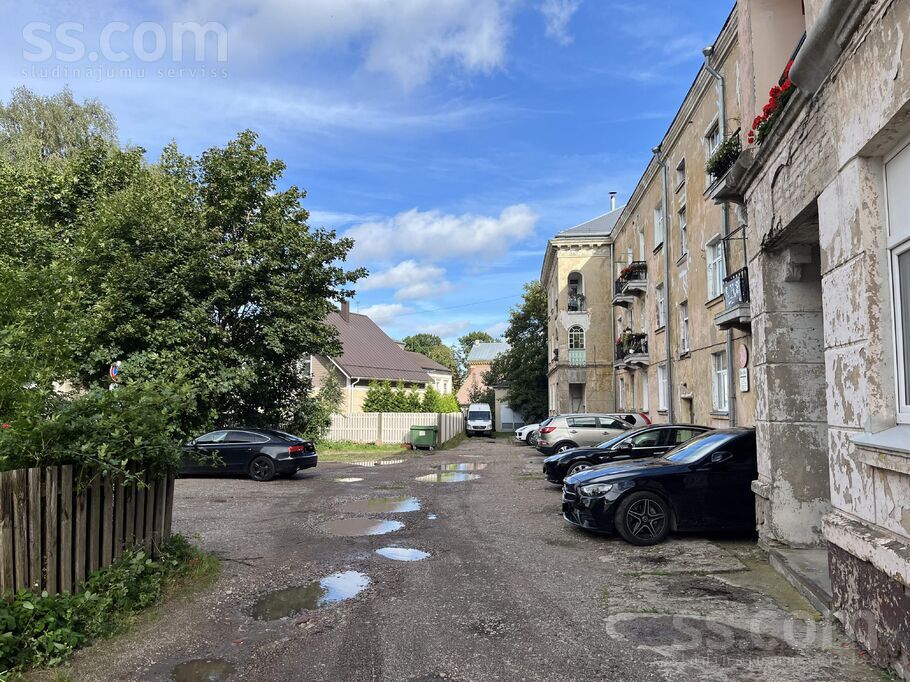 Krišjāņa Valdemāra 20/24, Liepāja un raj., Liepāja — dzivoklis