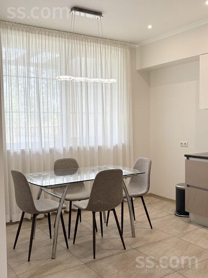 Zaļā iela 3 k12, Jūrmala — maja