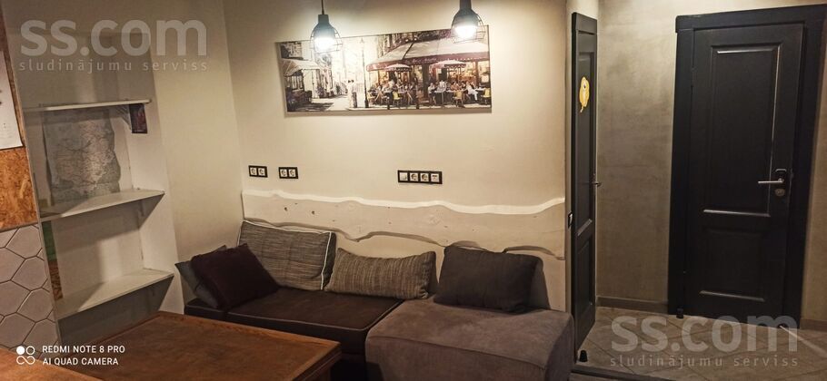 Vaļņu 41, Rīga — maja