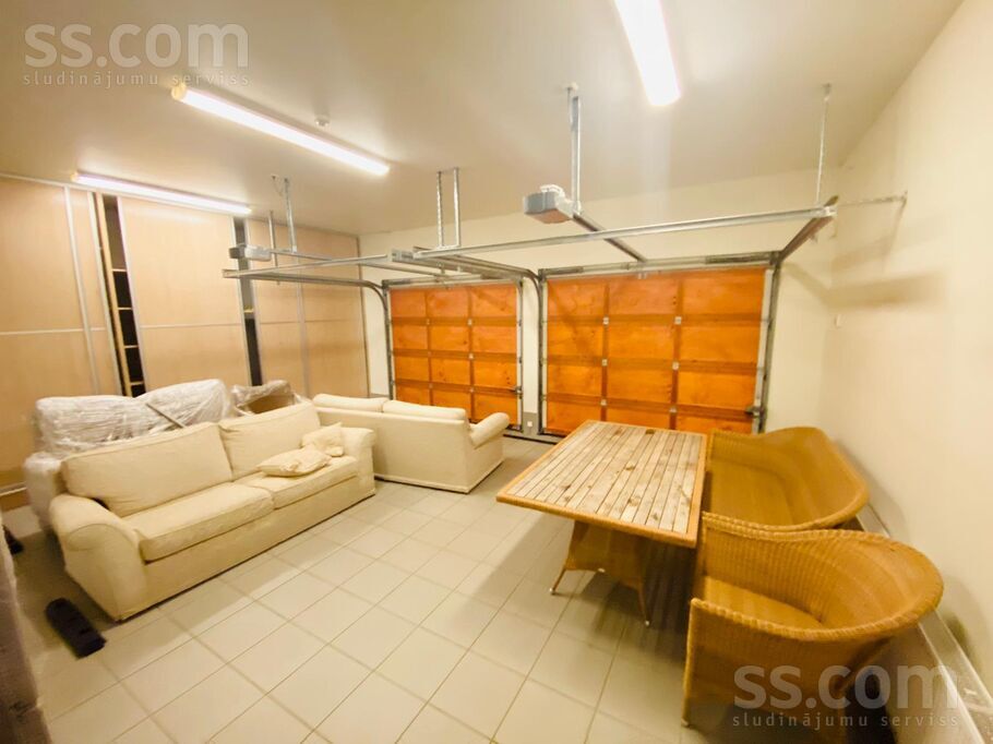 29 linia 1, Jūrmala — maja