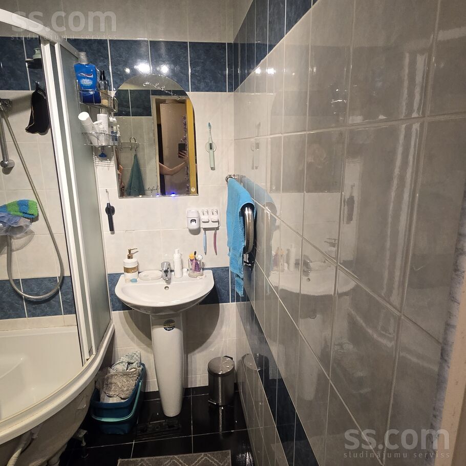 72 28, Ventspils un raj., Ventspils — dzivoklis